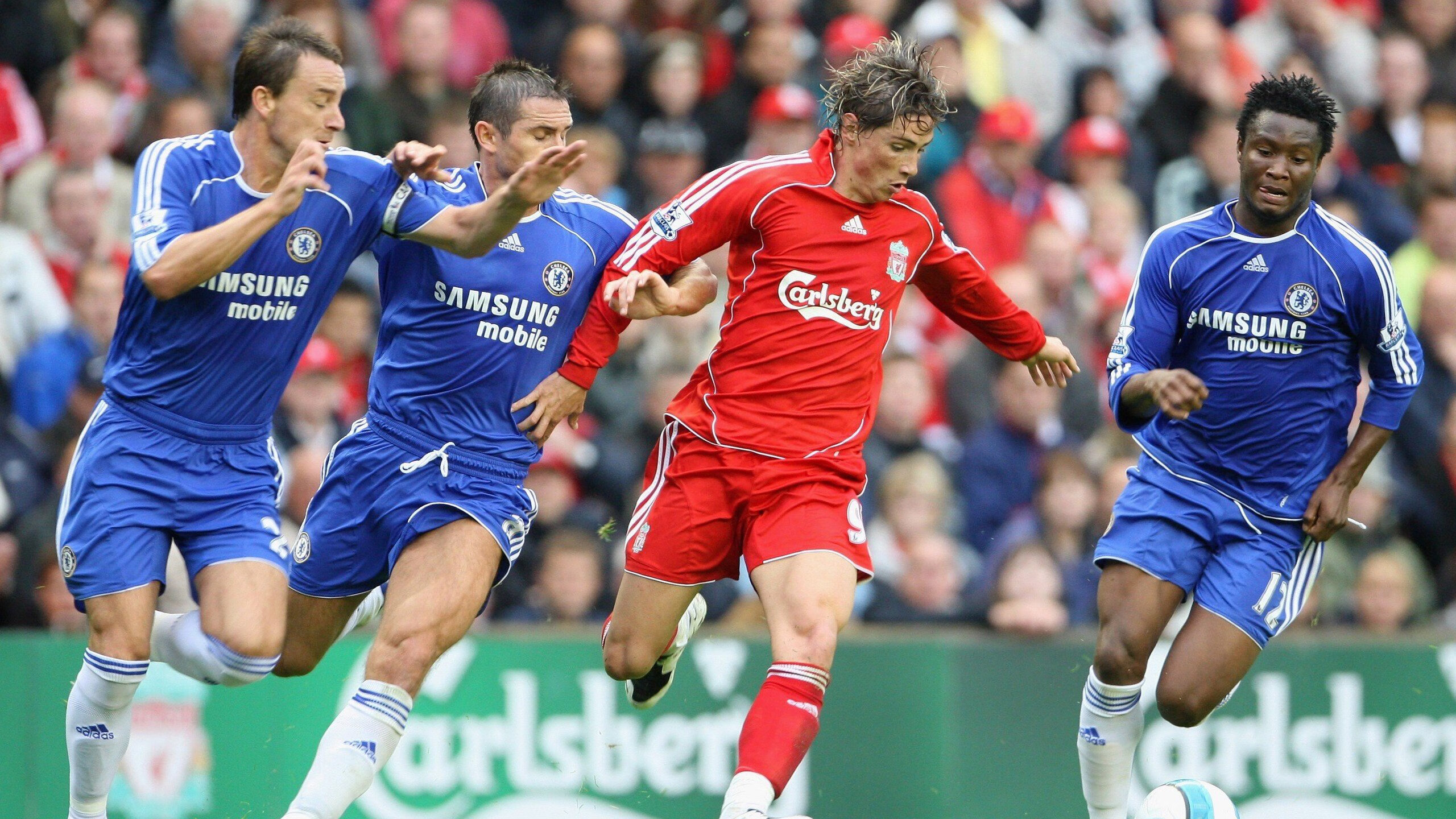 边路高频起球制造空中威胁,高爆发边路