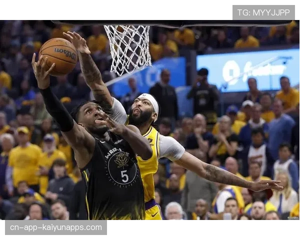 前勇士内线加盟鹈鹕场上效果一塌糊涂？，勇士队前锋